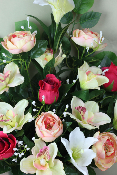 Fleurs artificielles pour cimetière - Coupe de lys, gerberas et roses