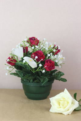 Fleurs artificielles pour cimetière - Coupe de roses, arum et gypsophile